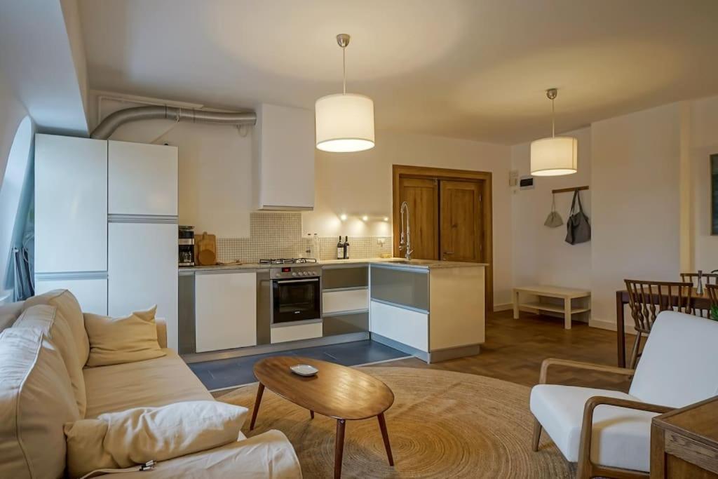 Central Apartment - Nido'S Area 布加勒斯特 外观 照片
